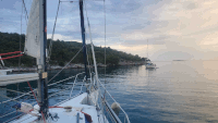 Zaliv Šešula ob vasi Maslinica na Šolti